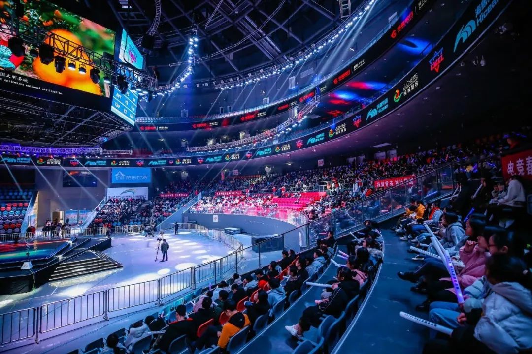 合和战略调 合和战略调